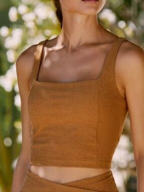 Beyond Yoga Spacedye Impress Cropped Tank in Caramel Toffee Heather (Size S)